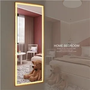 Осветено огледало с пълна дължина в рамка от стомана